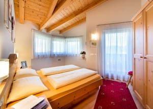 Apartment house in South Tyrol: Wellness in the holiday house Fontana 6